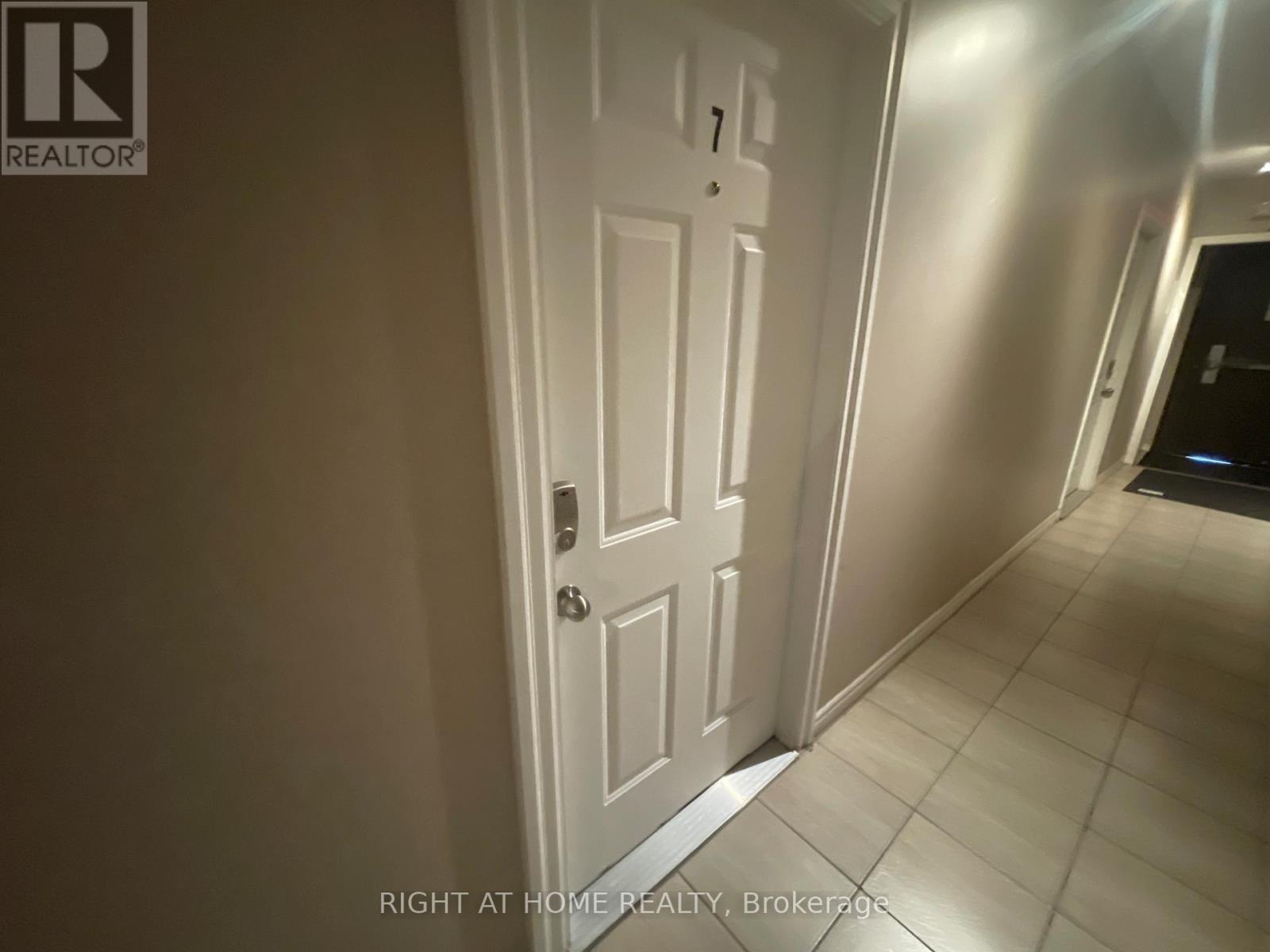 7 - 279 Drouillard Road, Windsor, Ontario  N8Y 2P4 - Photo 11 - X12507476