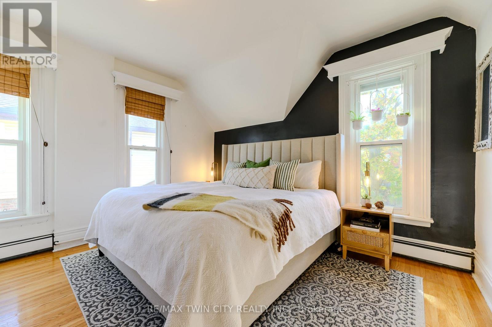 35 Egerton Street, Brantford, Ontario  N3T 4L4 - Photo 19 - X12507508