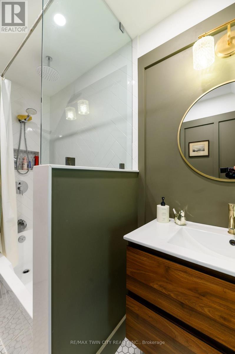 35 Egerton Street, Brantford, Ontario  N3T 4L4 - Photo 29 - X12507508