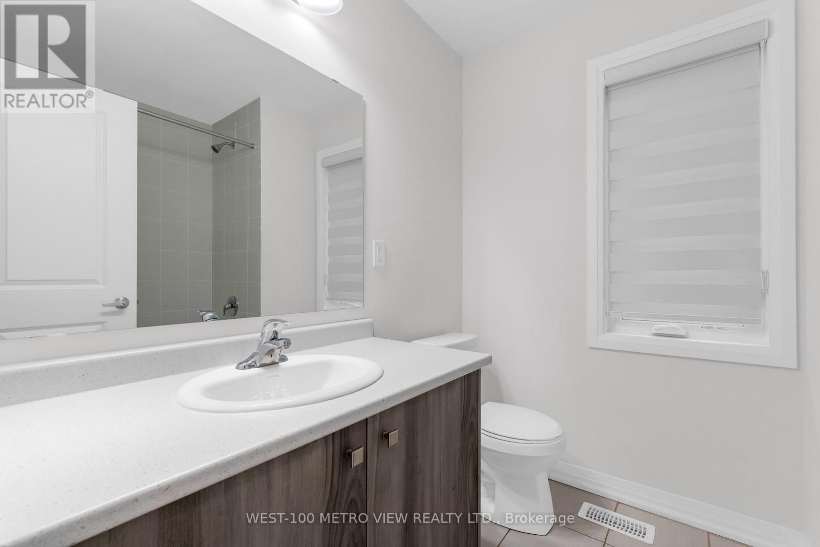 337 Provident Way, Hamilton (Mount Hope), Ontario  L0R 1W0 - Photo 19 - X12507558