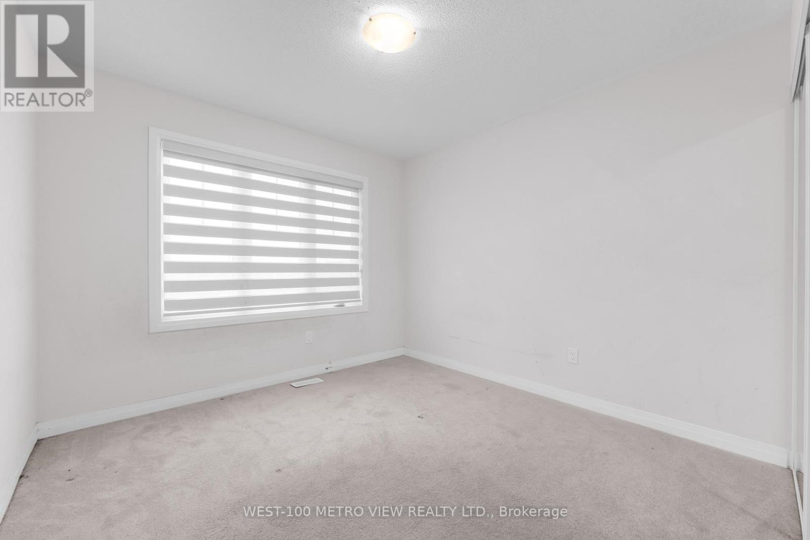 337 Provident Way, Hamilton (Mount Hope), Ontario  L0R 1W0 - Photo 20 - X12507558