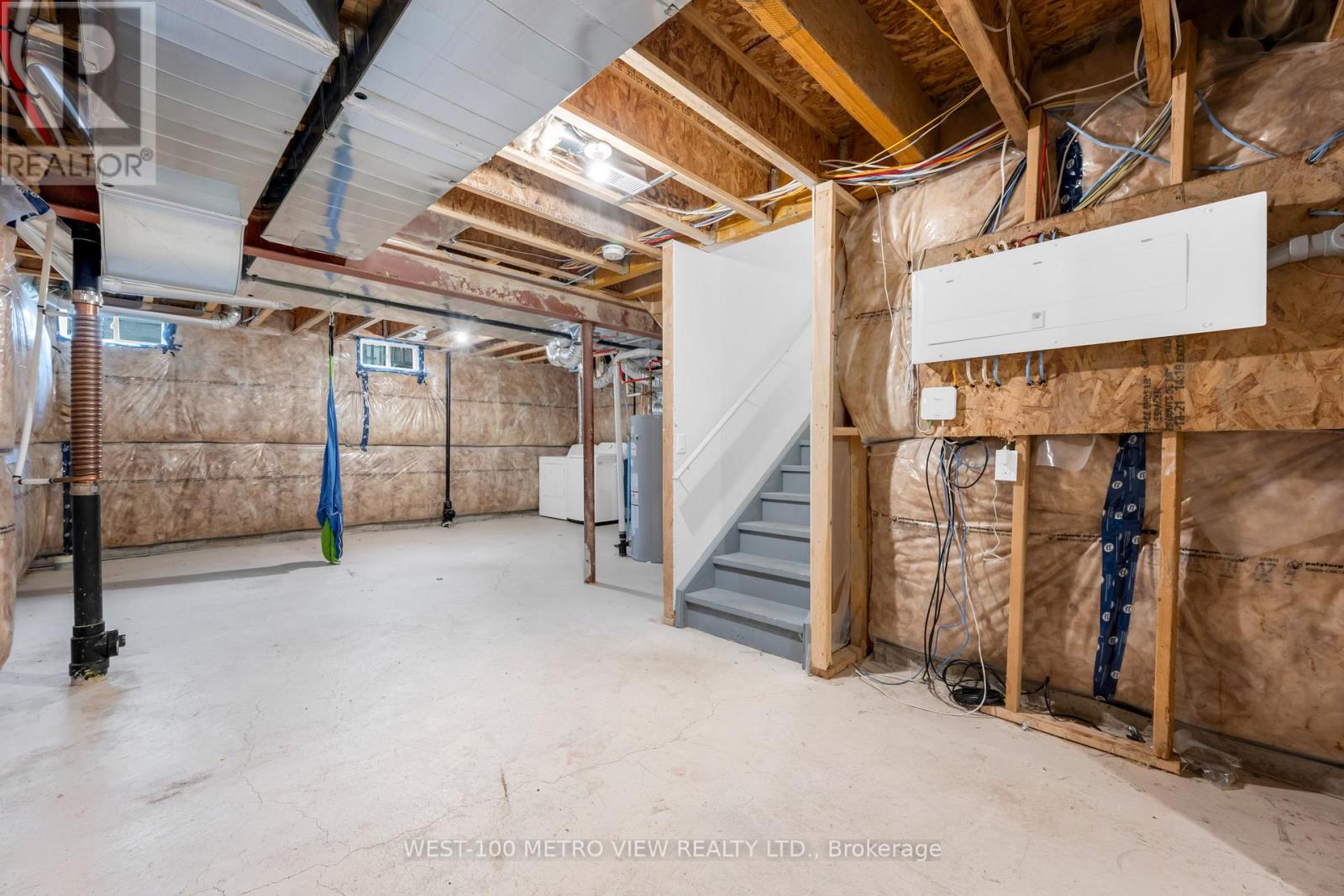 337 Provident Way, Hamilton (Mount Hope), Ontario  L0R 1W0 - Photo 24 - X12507558