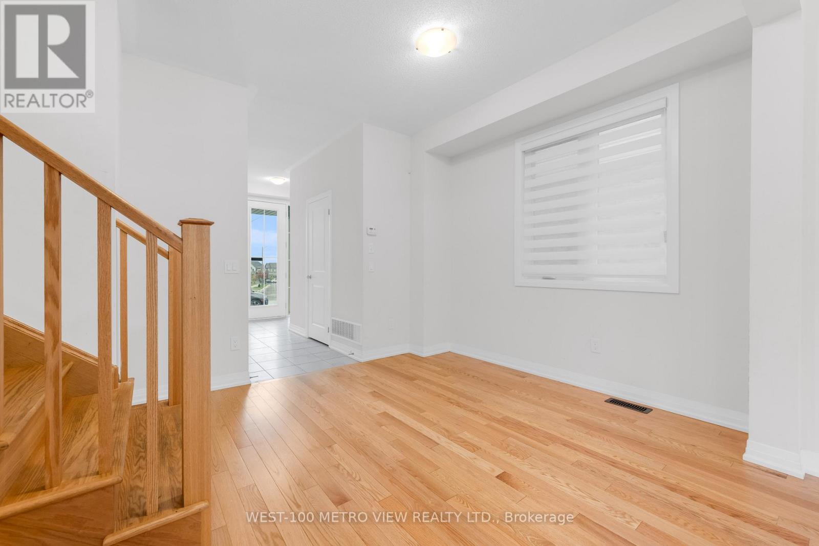 337 Provident Way, Hamilton (Mount Hope), Ontario  L0R 1W0 - Photo 7 - X12507558