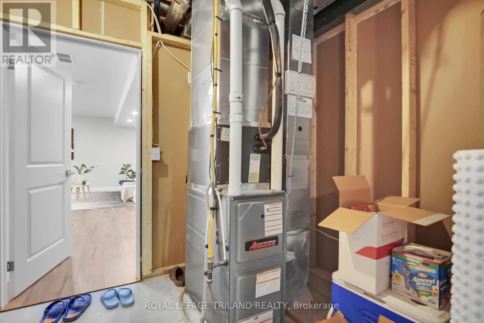 6 - 383 Daventry Way, Middlesex Centre, Ontario N0L 1R0 - Photo 38 - X12501820