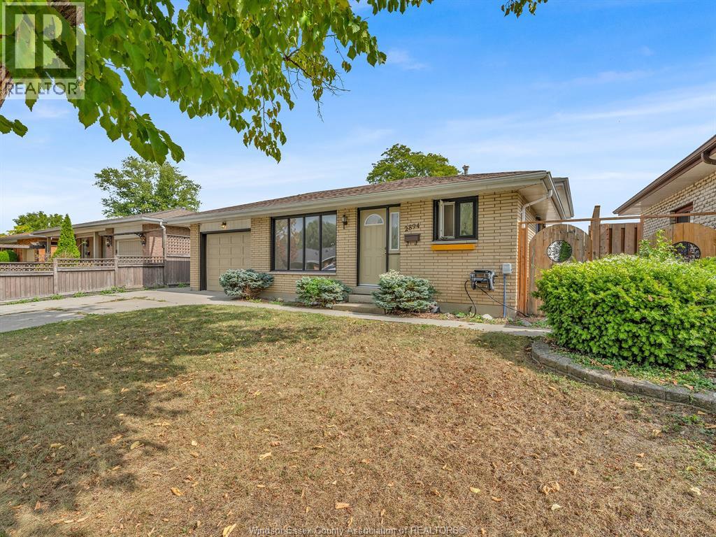 2894 Sherway Drive, Windsor, Ontario  N8R 1K5 - Photo 2 - 25027908