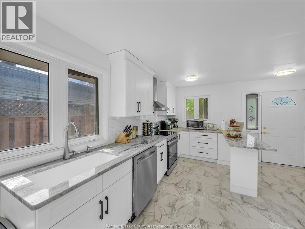 2894 Sherway Drive, Windsor, Ontario  N8R 1K5 - Photo 7 - 25027907