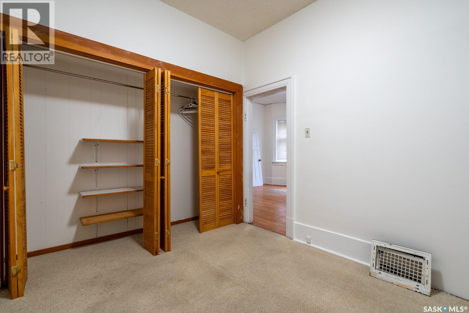 1535 Victoria Avenue, Regina, Saskatchewan  S4P 0P6 - Photo 12 - SK020193