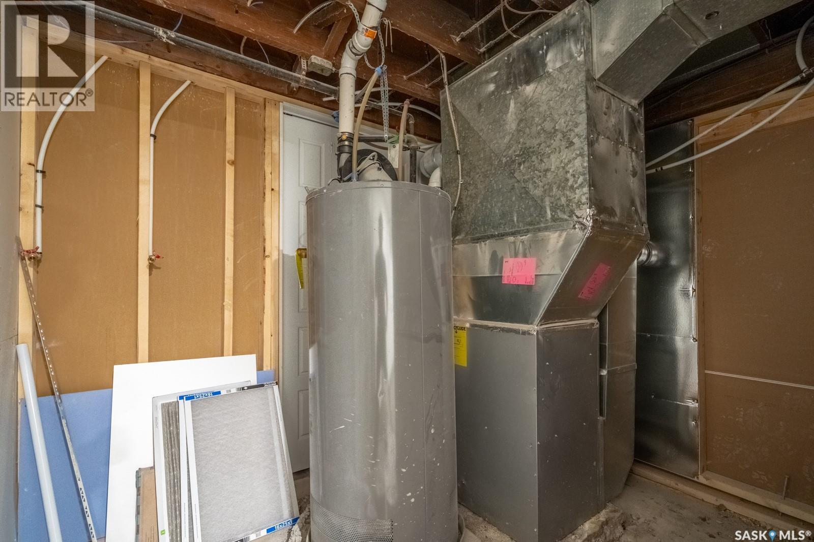 1535 Victoria Avenue, Regina, Saskatchewan  S4P 0P6 - Photo 29 - SK020193