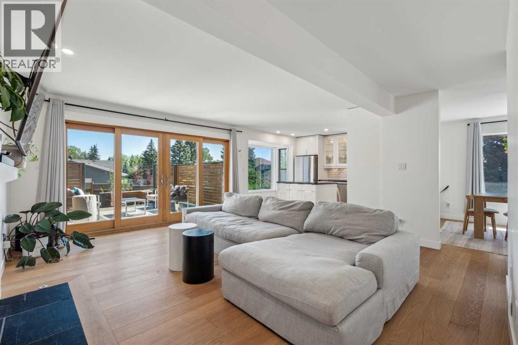 4 Coach Ridge Close Sw, Calgary, Alberta  T3H 1J1 - Photo 16 - A2259768