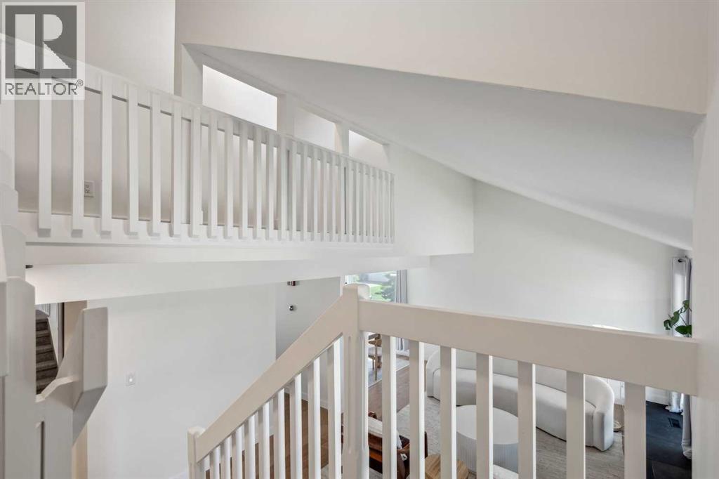 4 Coach Ridge Close Sw, Calgary, Alberta  T3H 1J1 - Photo 40 - A2259768