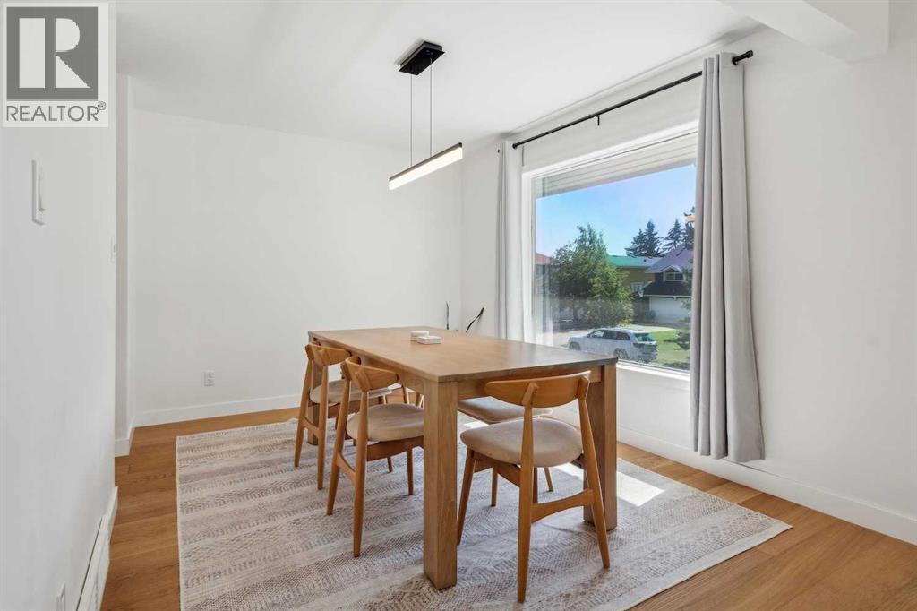 4 Coach Ridge Close Sw, Calgary, Alberta  T3H 1J1 - Photo 9 - A2259768