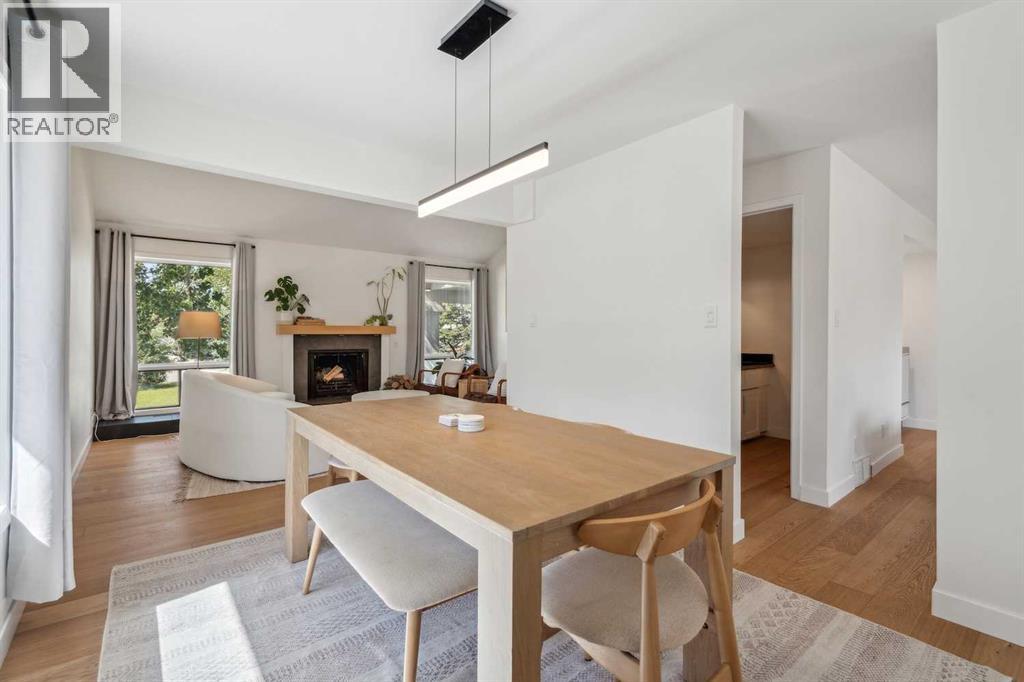 4 Coach Ridge Close Sw, Calgary, Alberta  T3H 1J1 - Photo 11 - A2259768