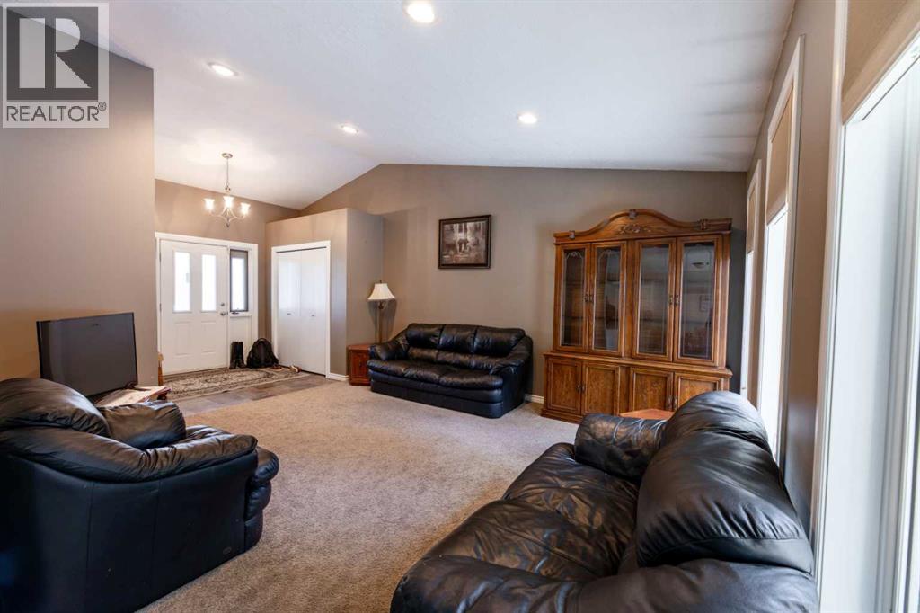 Property at 151 Rispler Way image 3