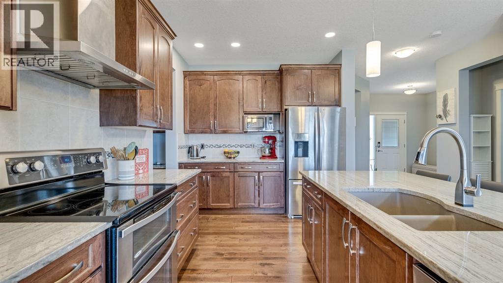 343 Hillcrest Heights Sw, Airdrie, Alberta  T4B 4C1 - Photo 7 - A2266091