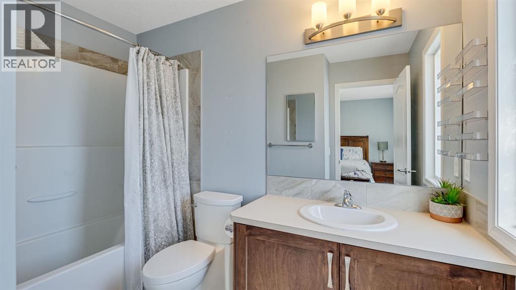 343 Hillcrest Heights Sw, Airdrie, Alberta  T4B 4C1 - Photo 21 - A2266091