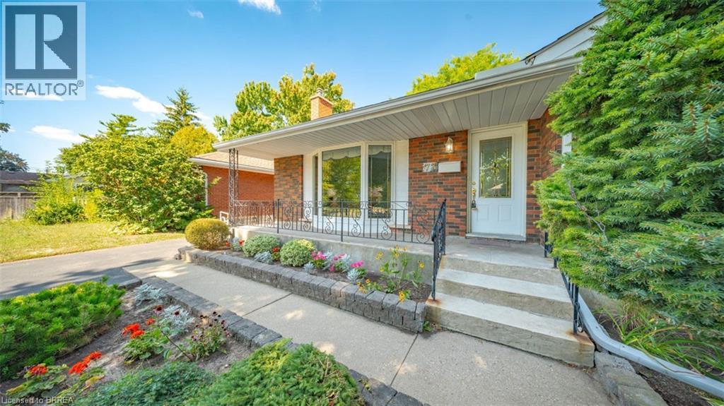 73 Pusey Boulevard, Brantford, Ontario  N3R 2S4 - Photo 3 - 40785179