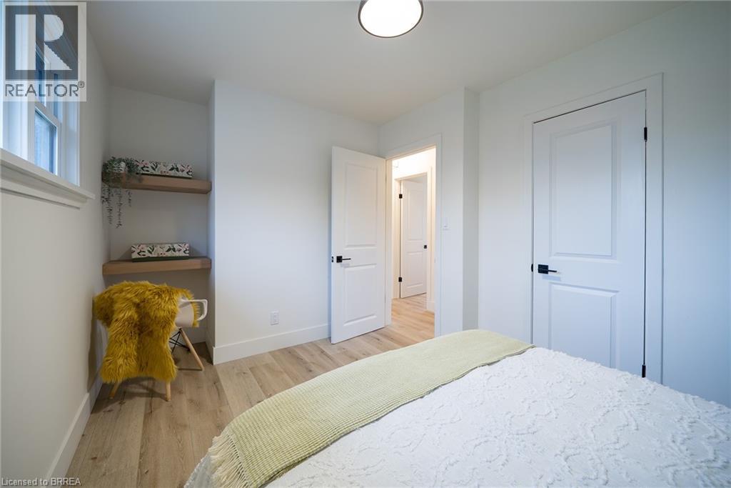 37 Rowanwood Avenue, Brantford, Ontario  N3S 7C1 - Photo 12 - 40785062