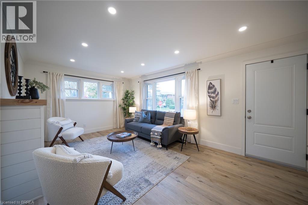 37 Rowanwood Avenue, Brantford, Ontario  N3S 7C1 - Photo 4 - 40785062