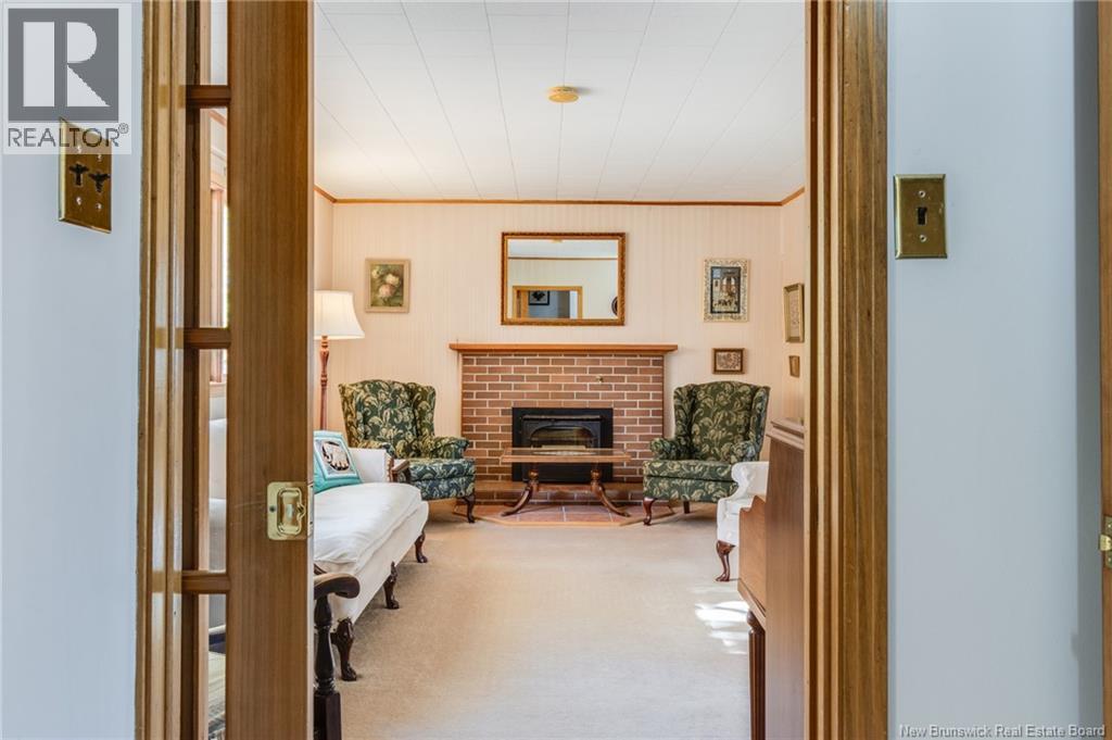 295 Montgomery Street, Fredericton, New Brunswick  E3B 2X2 - Photo 12 - NB129566