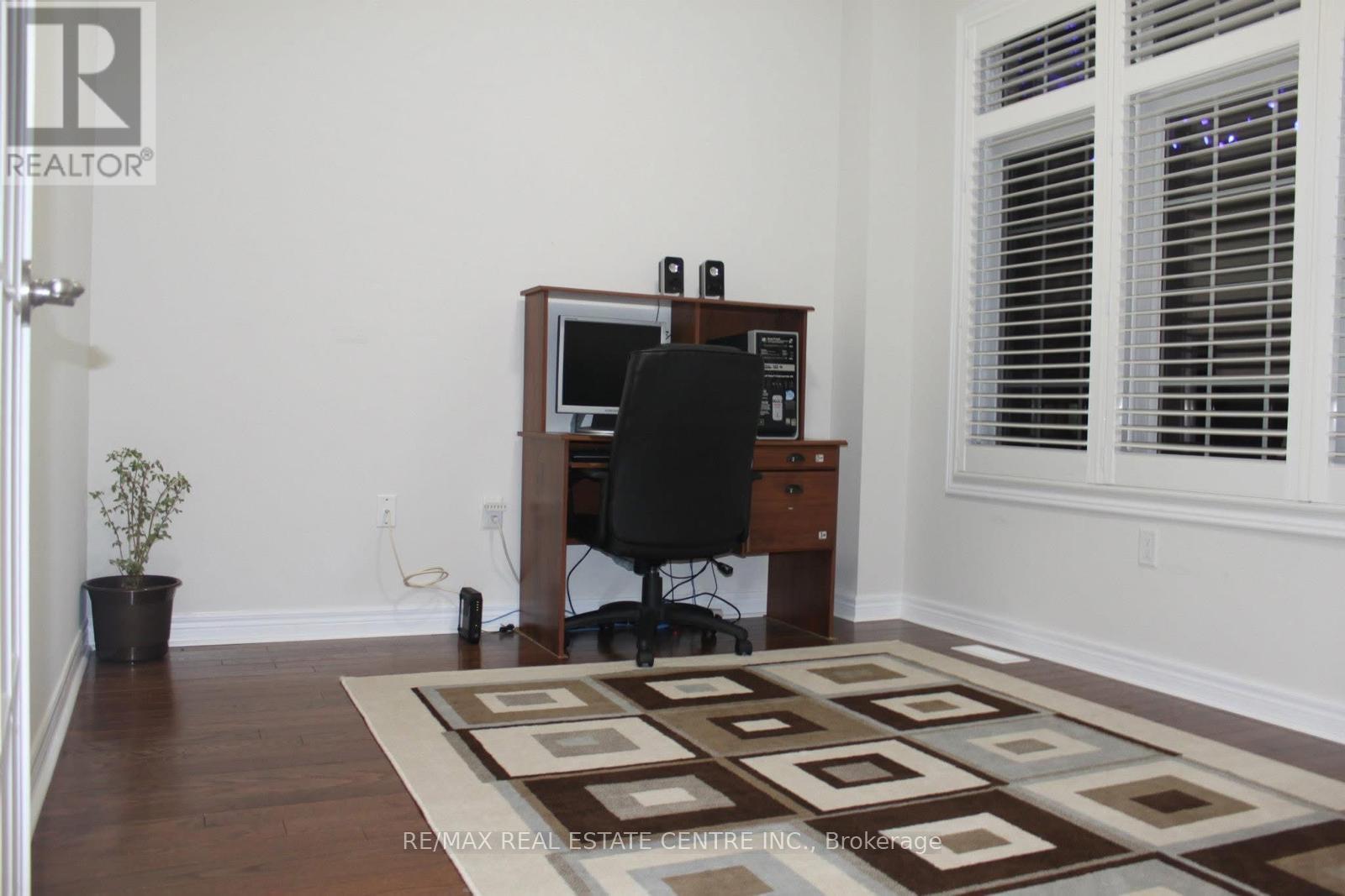 7 Durango Drive, Brampton, Ontario  L4X 2Z2 - Photo 14 - W12497740