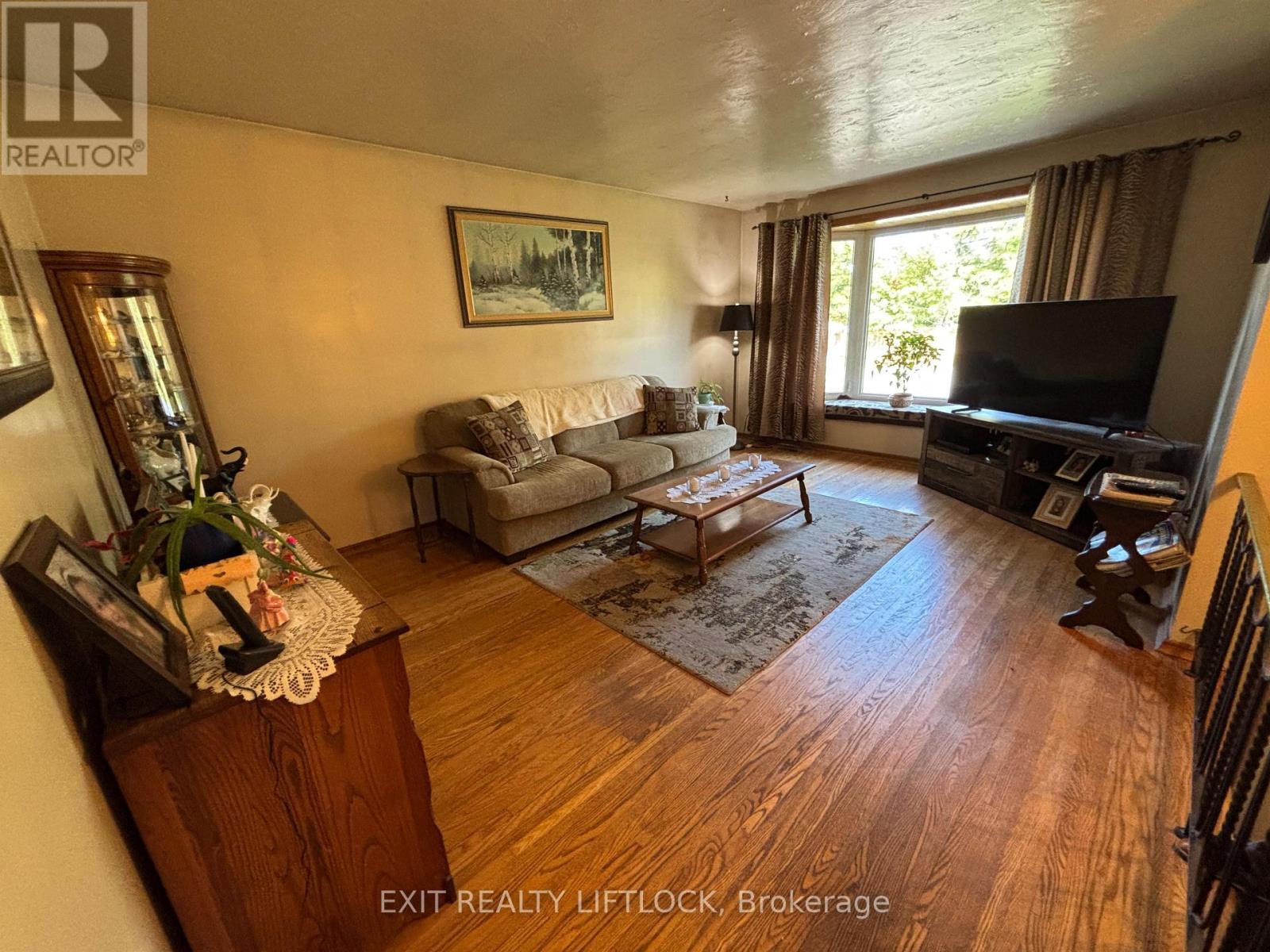 1276 Beavis Boulevard, Selwyn, Ontario  K0L 1H0 - Photo 10 - X12443790