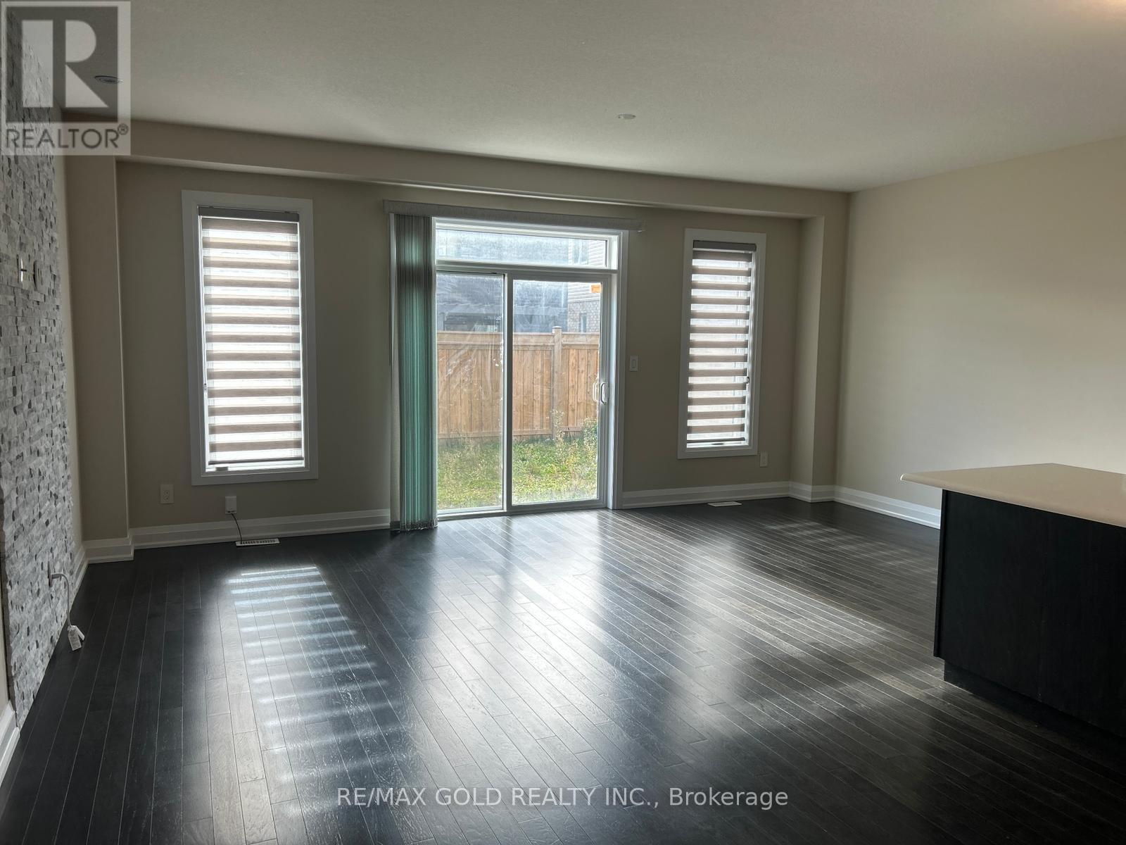 352 Sedgewood Street, Kitchener, Ontario  N2P 0H9 - Photo 6 - X12506692