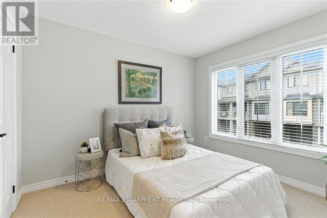 24 - 377 Glancaster Road, Hamilton, Ontario  L9G 0G4 - Photo 26 - X12476235