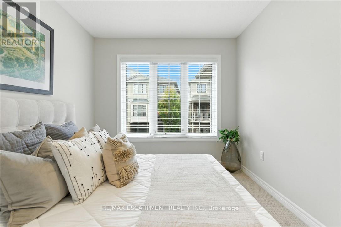 24 - 377 Glancaster Road, Hamilton, Ontario  L9G 0G4 - Photo 27 - X12476235