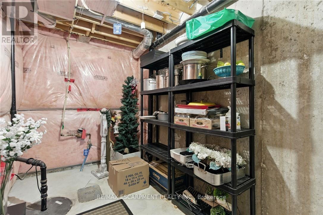 24 - 377 Glancaster Road, Hamilton, Ontario  L9G 0G4 - Photo 37 - X12476235