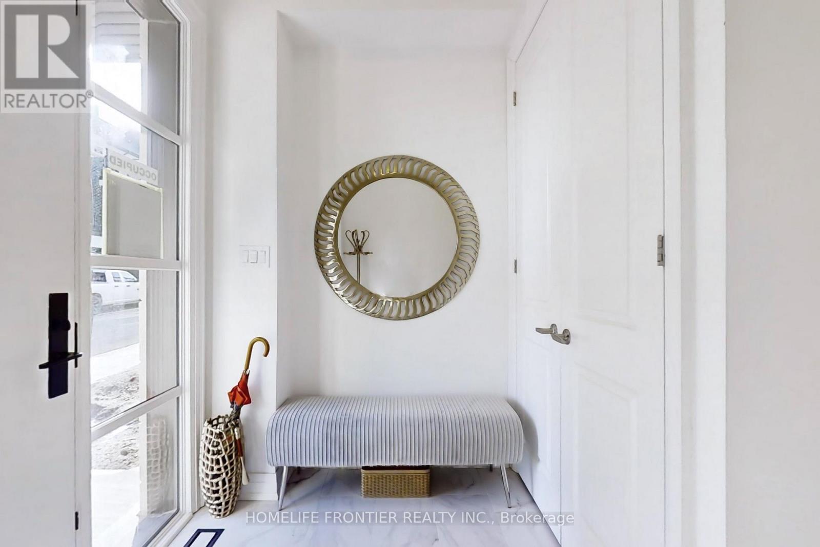 40 Chiara Rose Lane, Richmond Hill, Ontario  L4E 1H4 - Photo 3 - N12410494