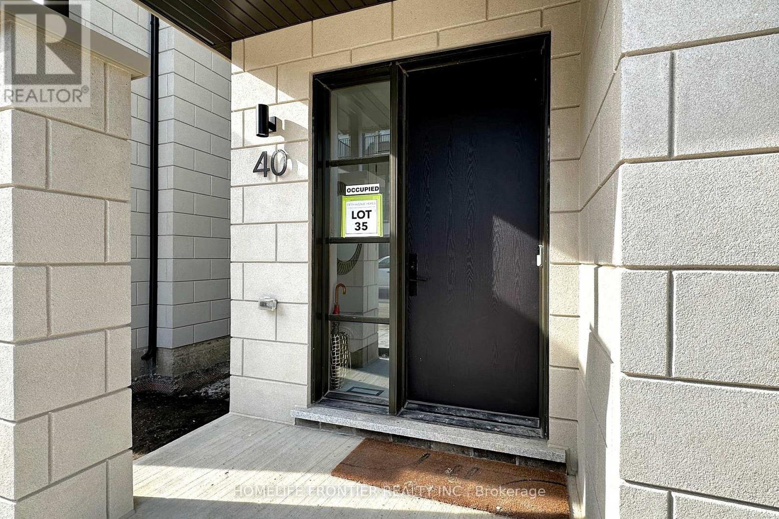 40 Chiara Rose Lane, Richmond Hill, Ontario  L4E 1H4 - Photo 2 - N12410494