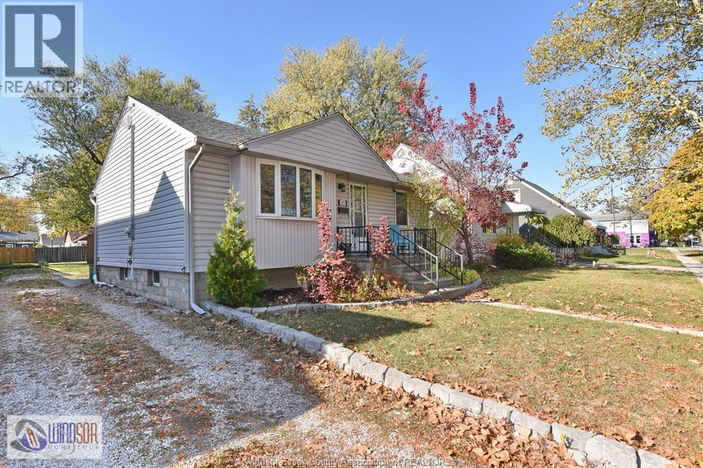 1833 George Avenue, Windsor, Ontario  N8W 4L9 - Photo 2 - 25027905