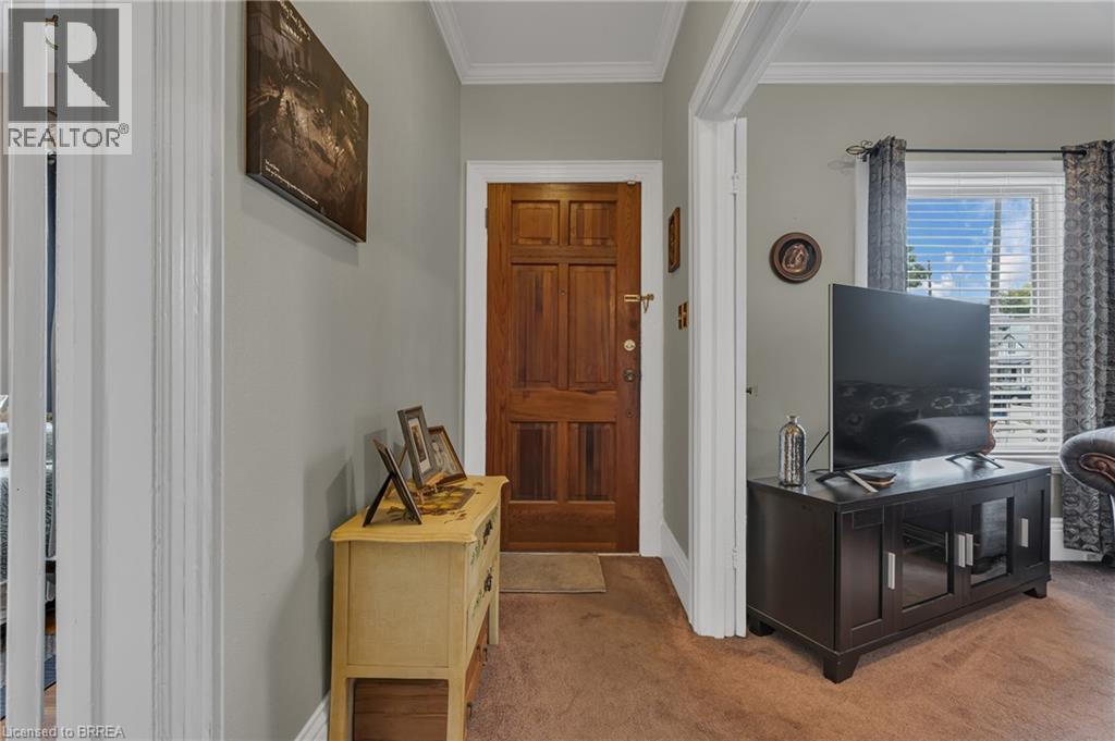 17 Blossie Street, Brantford, Ontario  N3S 2V7 - Photo 4 - 40760501