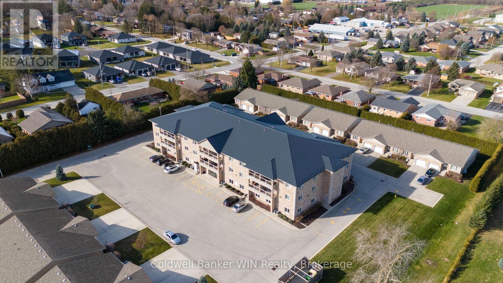 201 - 401 Birmingham Street E, Wellington North, Ontario  N0G 2L2 - Photo 2 - X12507740