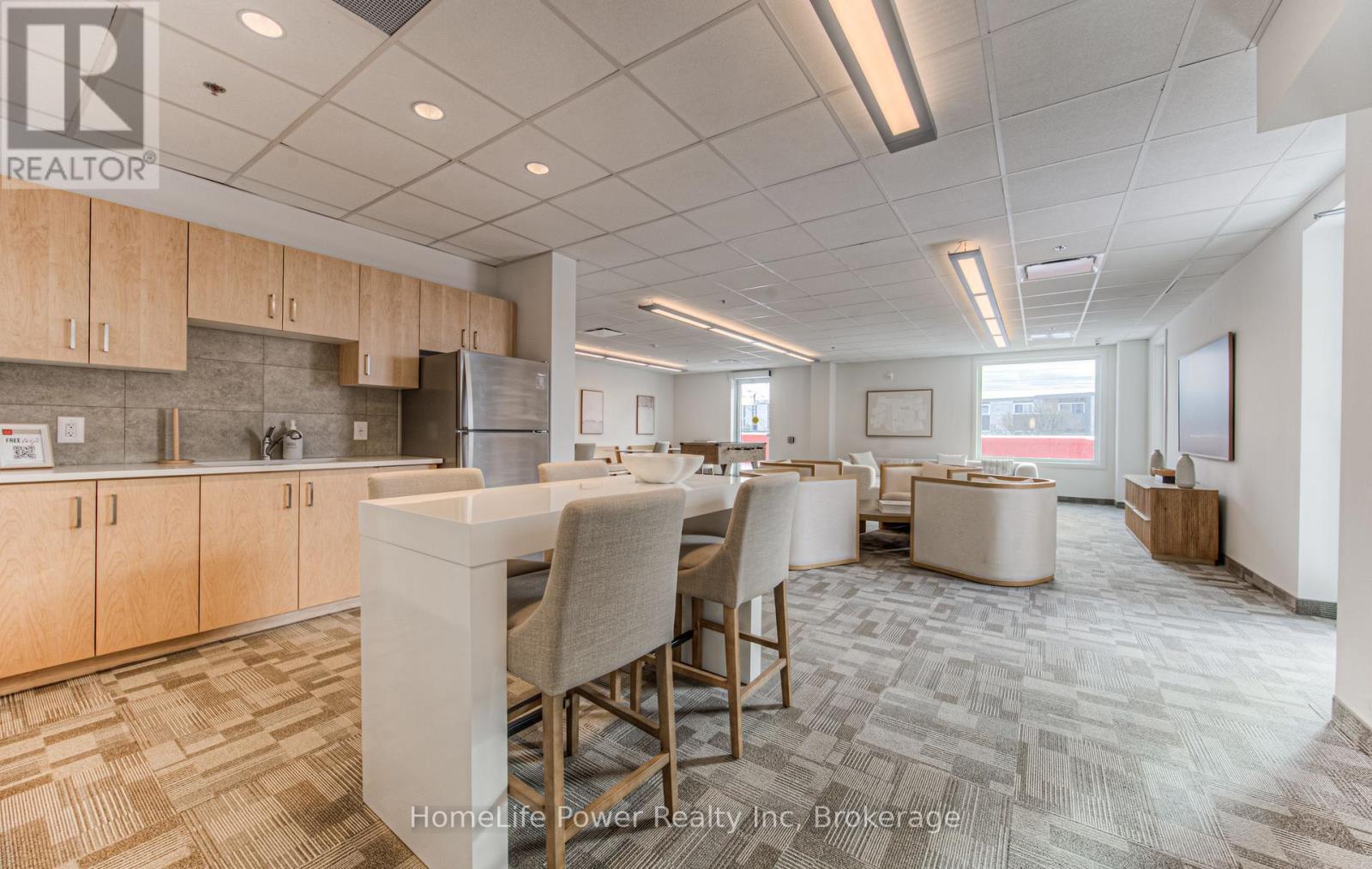 316 - 301 Westmount Road, Kitchener, Ontario  N2M 5M9 - Photo 21 - X12507842