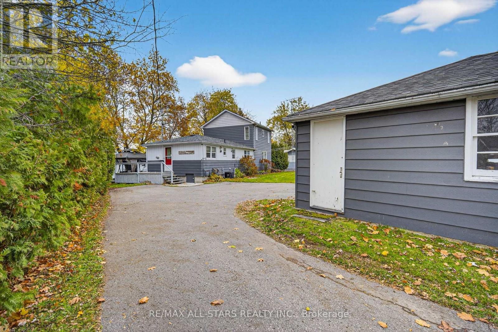 19 Charlotte Crescent, Kawartha Lakes, Ontario K0L 2W0 - Photo 37 - X12507834