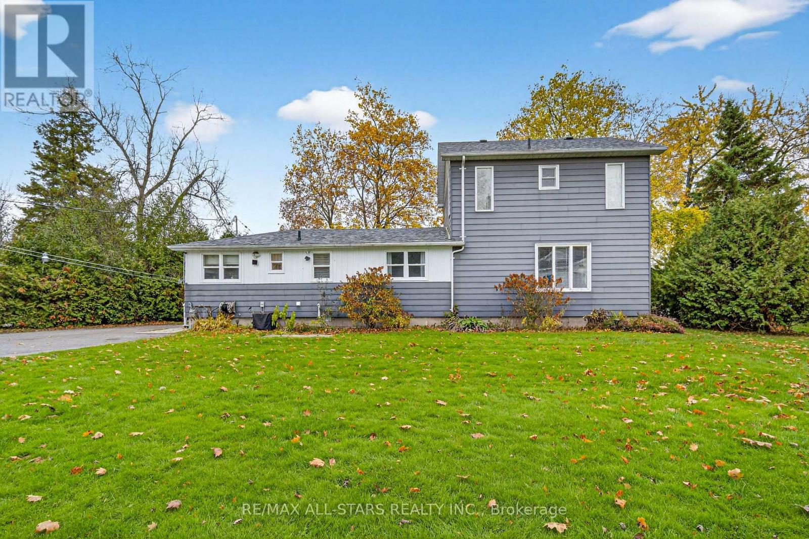 19 Charlotte Crescent, Kawartha Lakes, Ontario K0L 2W0 - Photo 4 - X12507834