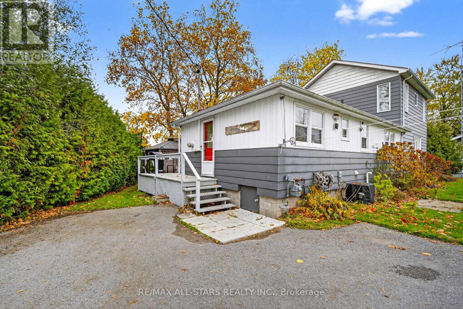 19 Charlotte Crescent, Kawartha Lakes, Ontario K0L 2W0 - Photo 5 - X12507834