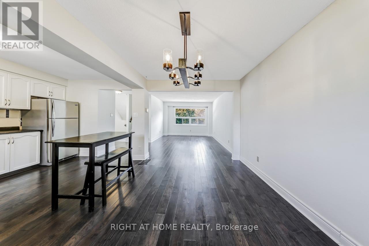 9 - 9 Ashton Crescent, Brampton, Ontario  L6S 3J9 - Photo 7 - W12280726