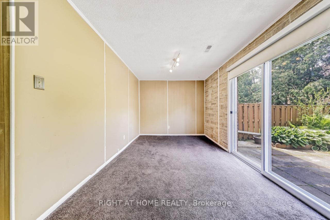 9 - 9 Ashton Crescent, Brampton, Ontario  L6S 3J9 - Photo 15 - W12280726