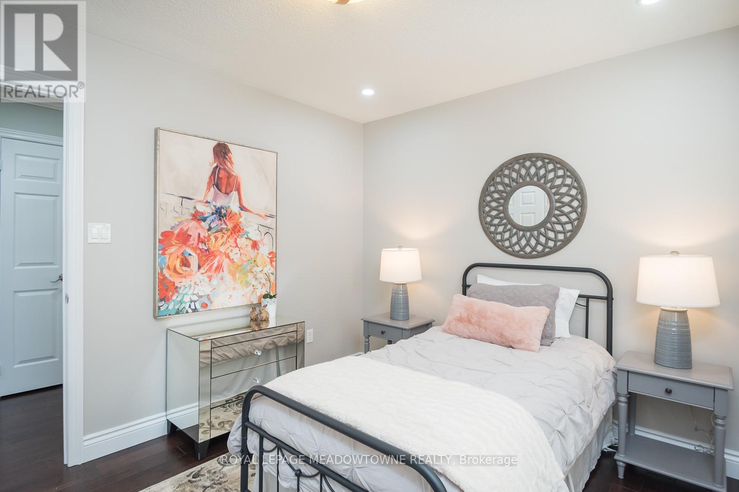 371 Alexander Crescent, Milton, Ontario  L9T 6K7 - Photo 21 - W12400228