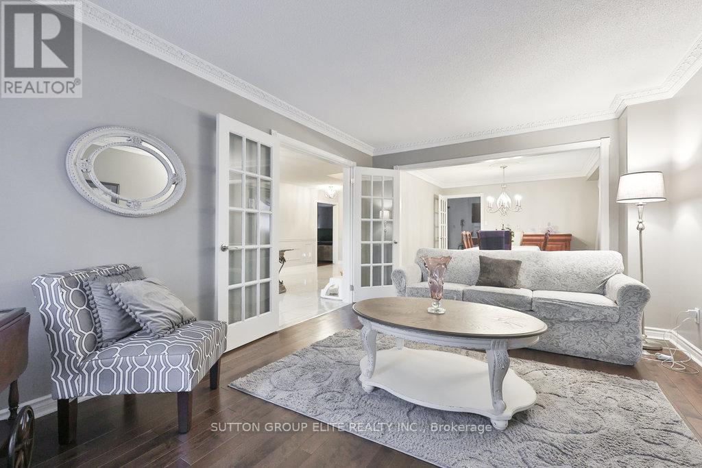 5163 Sunrise Court, Mississauga, Ontario  L5R 2T6 - Photo 21 - W12504360