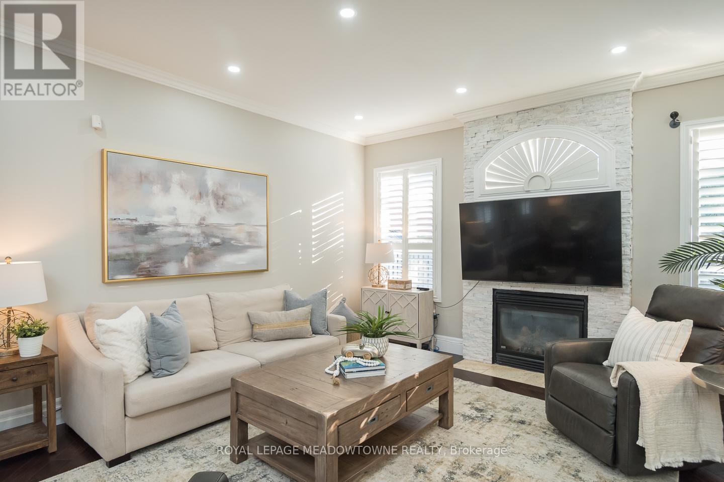 371 Alexander Crescent, Milton, Ontario  L9T 6K7 - Photo 40 - W12400228