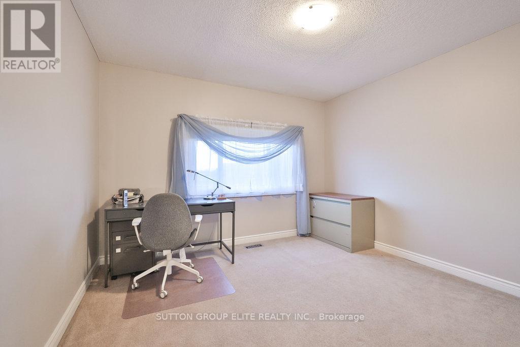 5163 Sunrise Court, Mississauga, Ontario  L5R 2T6 - Photo 37 - W12504360