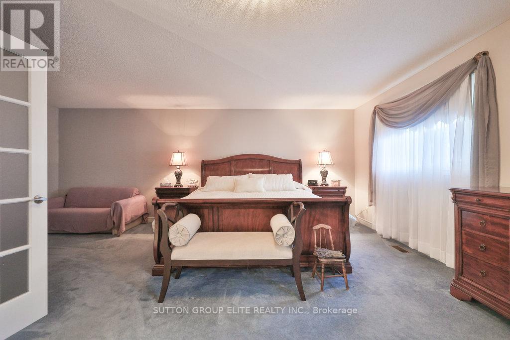 5163 Sunrise Court, Mississauga, Ontario  L5R 2T6 - Photo 28 - W12504360