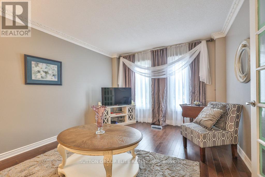 5163 Sunrise Court, Mississauga, Ontario  L5R 2T6 - Photo 19 - W12504360