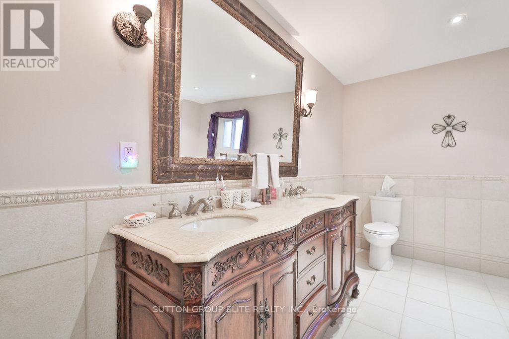 5163 Sunrise Court, Mississauga, Ontario  L5R 2T6 - Photo 32 - W12504360