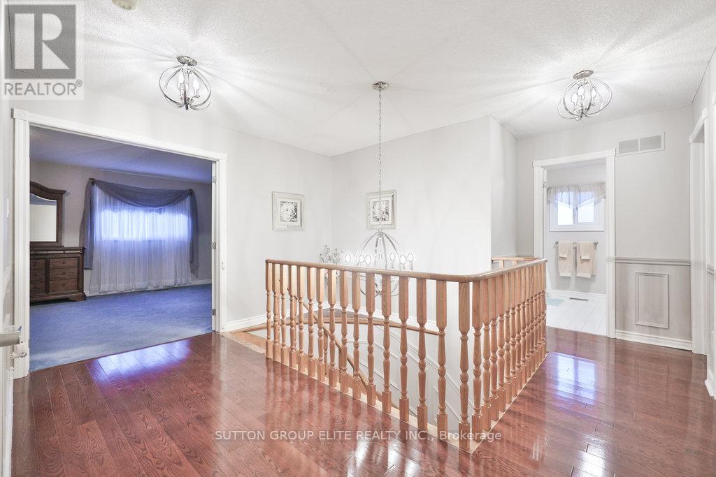 5163 Sunrise Court, Mississauga, Ontario  L5R 2T6 - Photo 36 - W12504360