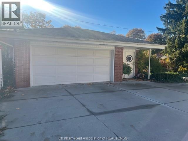 320 Victoria Avenue North, Chatham, Ontario  N7L 2A9 - Photo 2 - 25027796