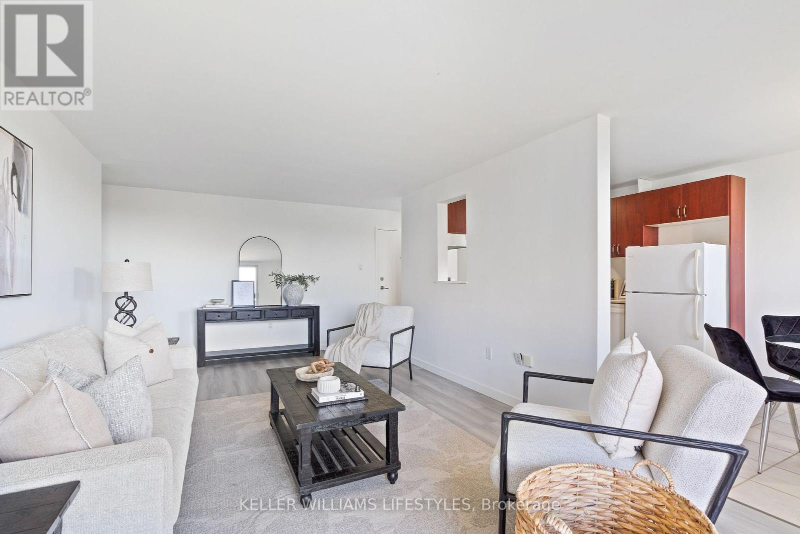 511 - 931 Wonderland Road S, London South, Ontario  N6K 2X6 - Photo 8 - X12507836